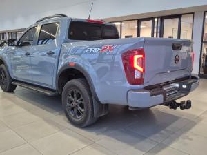 Nissan Navara 2.5DDTI PRO-2X automatic D/C - Image 9