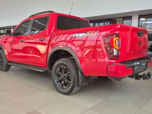 Nissan Navara 2.5DDTI PRO-2X automatic D/C - Image 8