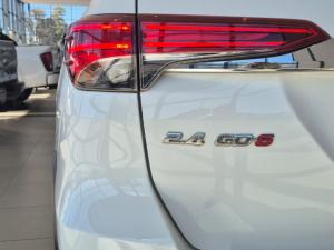 Toyota Fortuner 2.4GD-6 Raised Body automatic - Image 15