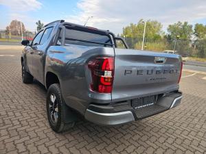 Peugeot Landtrek 1.9D AllureD/C automatic - Image 9