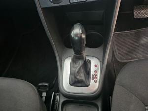 Volkswagen Polo GP 1.6 Comfortline TIP - Image 13