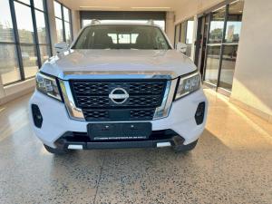 Nissan Navara 2.5D LE 4X2 automatic D/C - Image 4