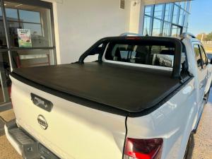 Nissan Navara 2.5D LE 4X2 automatic D/C - Image 5