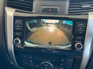 Nissan Navara 2.5D LE 4X2 automatic D/C - Image 8