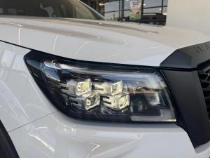Nissan Navara 2.5DDTI PRO-4X 4X4 automatic D/C - Image 11