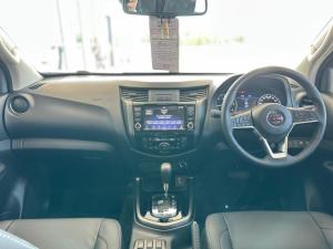 Nissan Navara 2.5DDTI PRO-4X 4X4 automatic D/C - Image 6