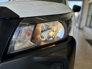 Nissan Navara 2.5DDTI XE S/C - Image 3