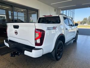 Nissan Navara 2.5DDTI PRO-2X automatic D/C - Image 2