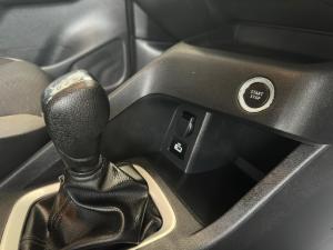 Nissan Magnite 1.0 Acenta AMT - Image 16