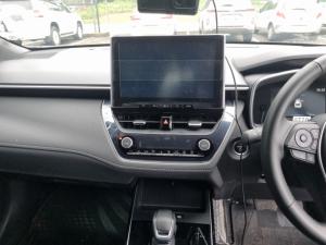 Toyota Corolla Cross 1.8 XS Hybrid - Image 17