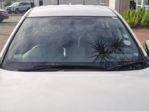 Toyota Corolla Cross 1.8 Xi - Image 15