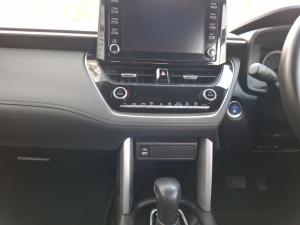 Toyota Corolla Cross 1.8 XS Hybrid - Image 17