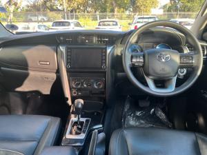 Toyota Fortuner 2.4GD-6 Raised Body automatic - Image 6