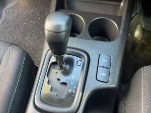 Toyota Hilux 2.4 GD-6 Raider 4X4 automaticD/C - Image 13