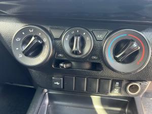 Toyota Hilux 2.4 GD-6 Raider 4X4 automaticD/C - Image 18