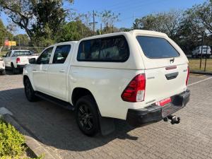 Toyota Hilux 2.4 GD-6 Raider 4X4 automaticD/C - Image 23