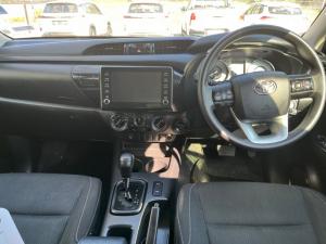 Toyota Hilux 2.4 GD-6 Raider 4X4 automaticD/C - Image 6