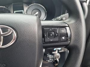 Toyota Hilux 2.4 GD-6 Raider 4X4 automaticD/C - Image 10