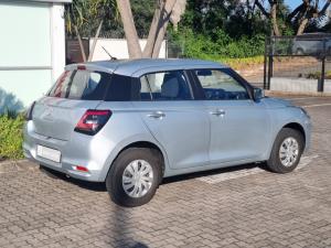 Suzuki Swift 1.2 GL - Image 2