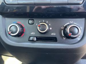 Renault Kwid 1.0 Climber 5-Door AMT - Image 17