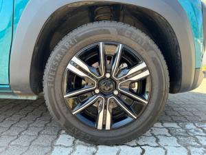 Renault Kwid 1.0 Climber 5-Door AMT - Image 20