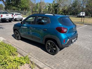 Renault Kwid 1.0 Climber 5-Door AMT - Image 22