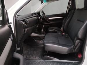 Toyota Hilux 2.4 GDP/U Single Cab - Image 7