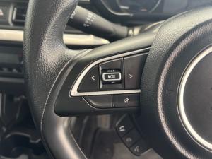 Suzuki Swift 1.2 GL+ CVT - Image 9