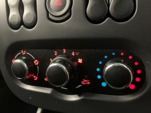 Nissan NP200 1.6 Single Cab - Image 9