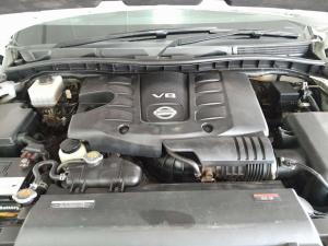 Nissan Patrol 5.6 V8 LE Premium - Image 9