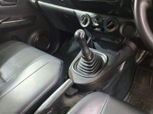 Toyota Hilux 2.4GD S (aircon) - Image 10