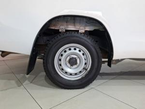 Toyota Hilux 2.4GD S (aircon) - Image 6