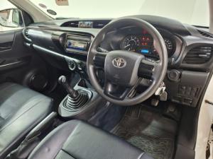 Toyota Hilux 2.4GD S (aircon) - Image 7