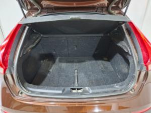 Volvo V40 Cross Country D4 Inscription - Image 5
