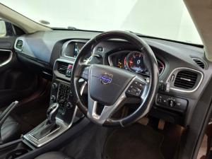 Volvo V40 Cross Country D4 Inscription - Image 8