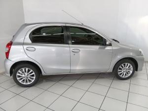 Toyota Etios hatch 1.5 Sprint - Image 3