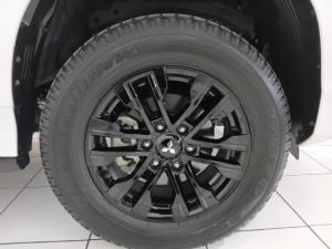 Mitsubishi Pajero Sport 2.4DI-D 4x4 - Image 14