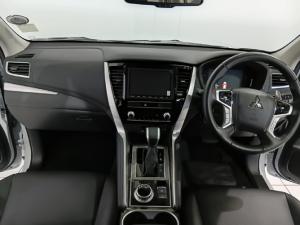 Mitsubishi Pajero Sport 2.4DI-D 4x4 - Image 9