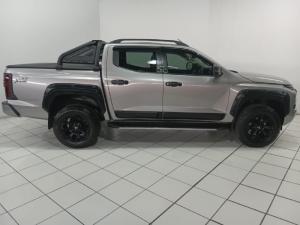 Mitsubishi Triton 2.4DI-D double cab Xtreme 4x4 - Image 6