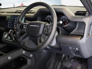 Land Rover Defender 110 P425 X-Dynamic HSE - Image 28