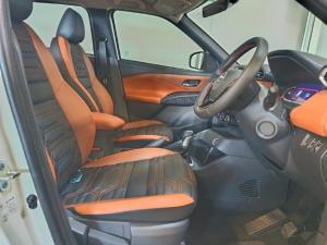 Nissan Magnite 1.0 Turbo Acenta Plus - Image 9