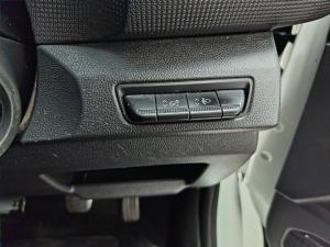 Renault Trafic 2.0dCi panel van - Image 12