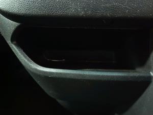 Renault Trafic 2.0dCi panel van - Image 13