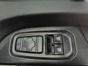 Renault Trafic 2.0dCi panel van - Image 15