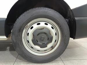 Renault Trafic 2.0dCi panel van - Image 16