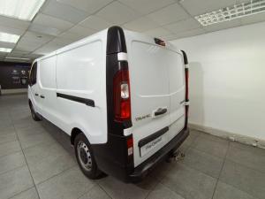 Renault Trafic 2.0dCi panel van - Image 3