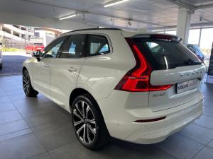 Volvo XC60 B5 AWD Essential - Image 3