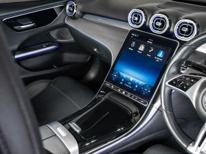 Mercedes-Benz C-Class C220d Avantgarde - Image 16