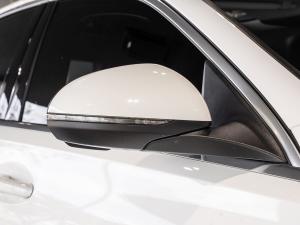 Mercedes-Benz C-Class C220d Avantgarde - Image 6