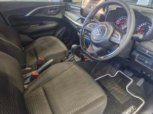Suzuki Swift 1.2 GLX auto - Image 9